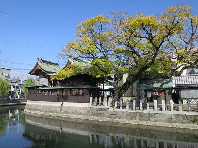 三柱神社の写真