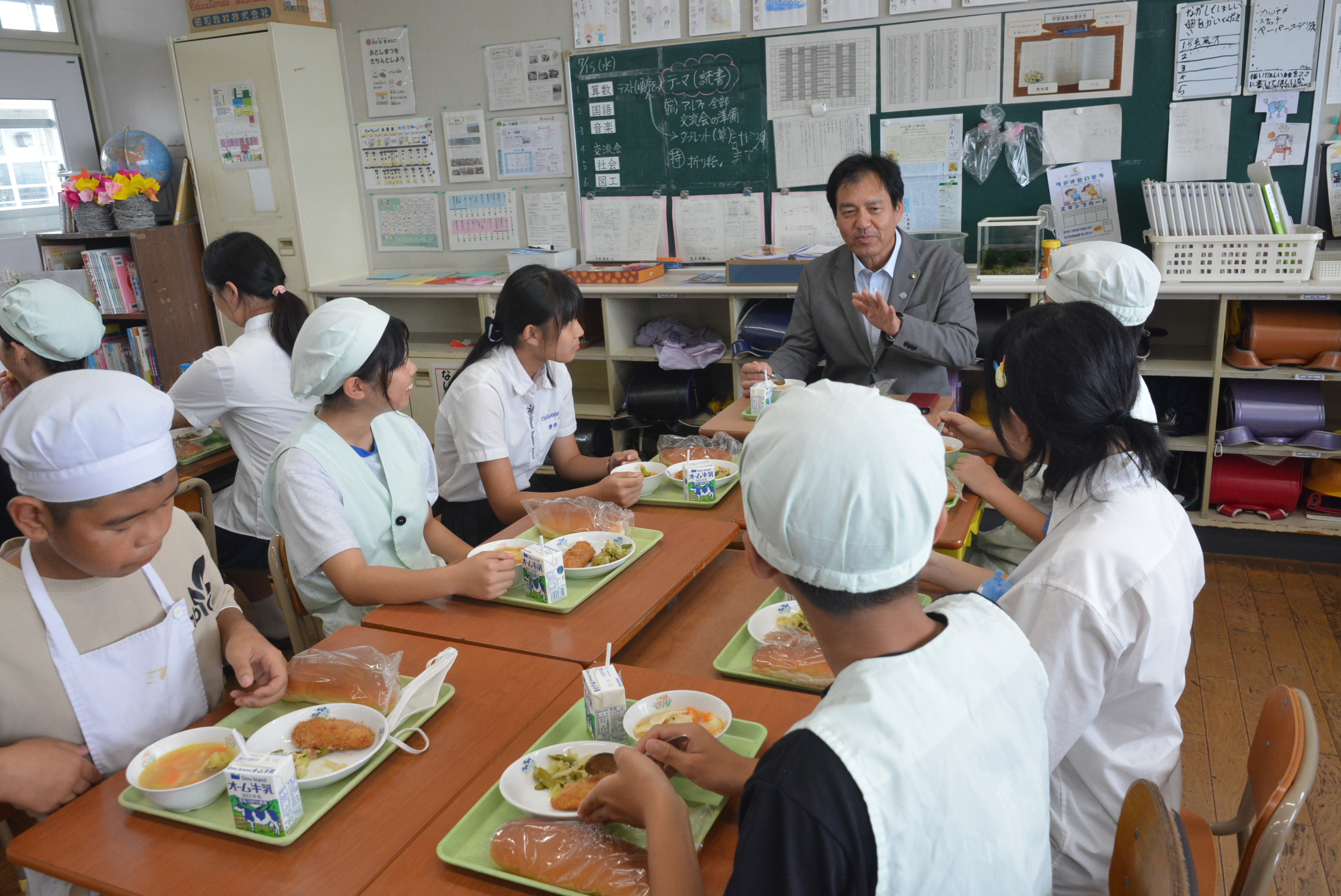 東宮永小5.6年生給食交流