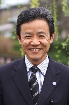 松藤満也観光課長の写真