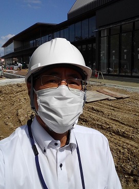 袖崎朋洋教育部長の写真