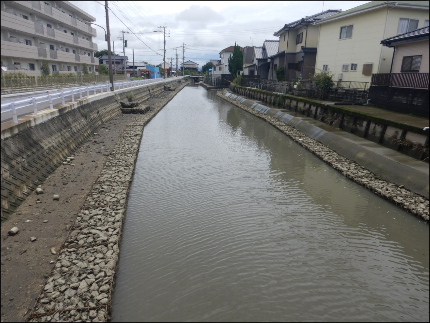 先行排水時の水位の写真