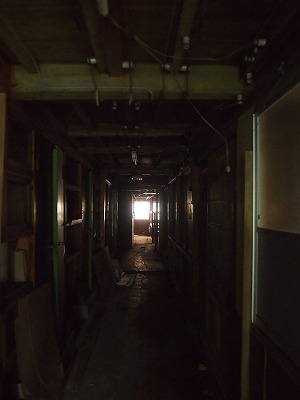 03.jpg